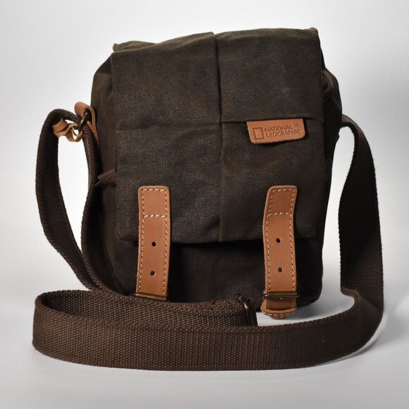 National Geographic NG A2210 Africa Series Medium Camera Case Brown Canvas MINT - Picture 1 of 9